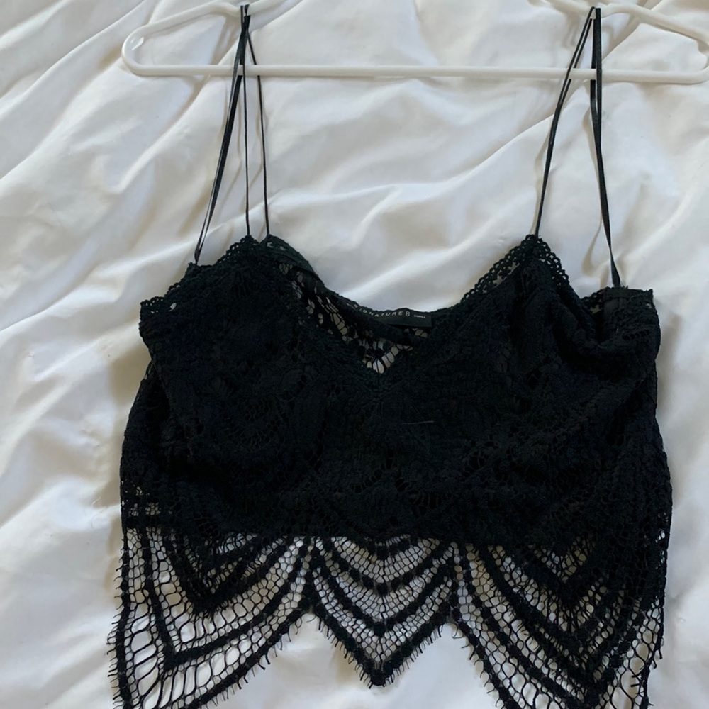 Cute lace crop top
